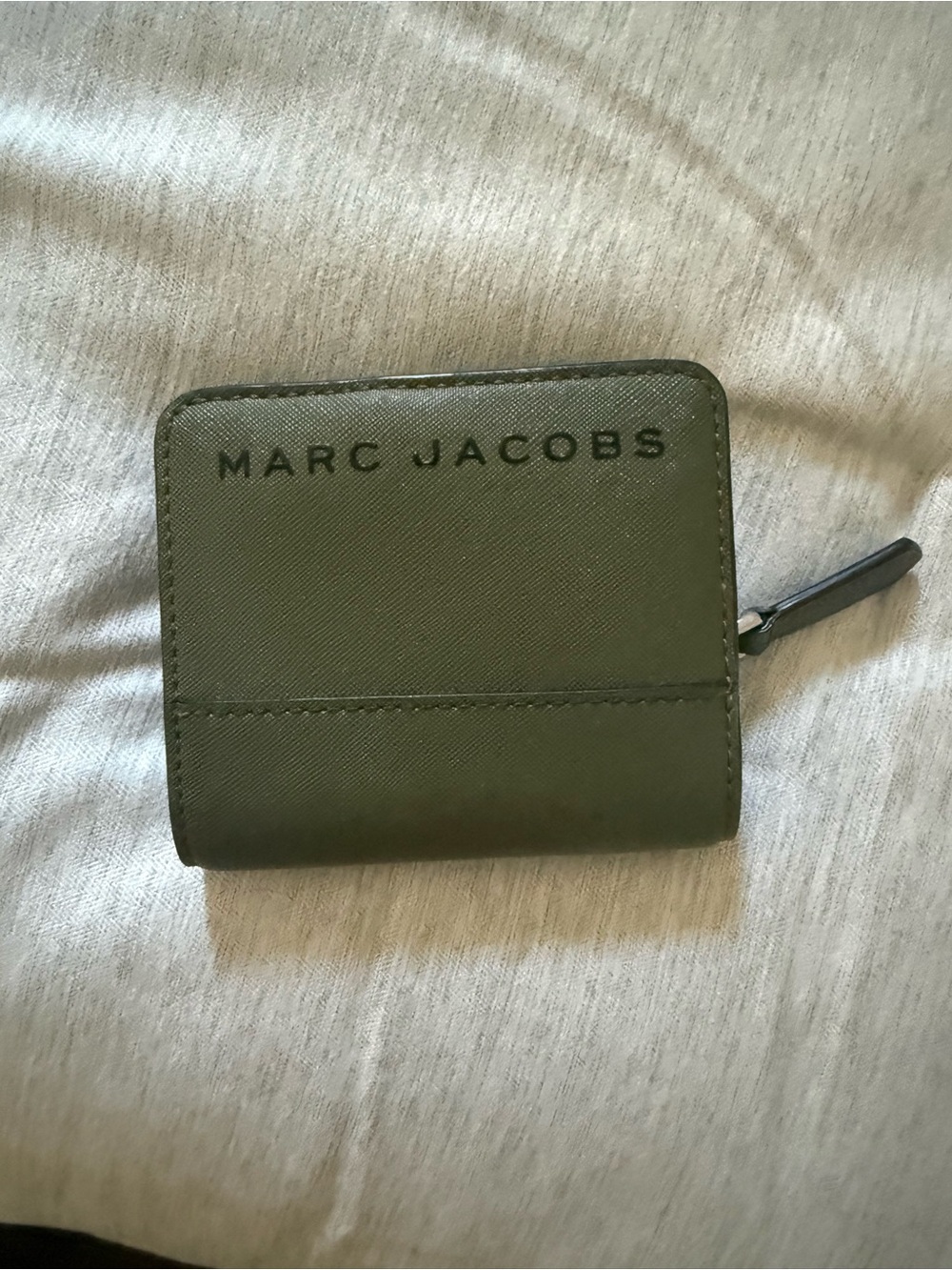 Marc Jacobs Olive Green Zip Card Holder Wallet